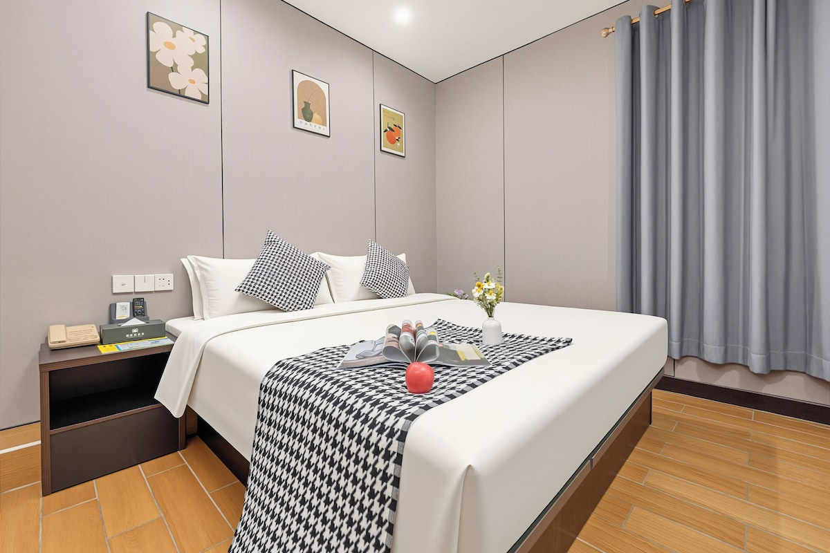 Habitación doble superior | Escritorio, espacio para trabajar con laptop y insonorización 