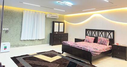 Lovely 3-bedroom farmhouse with AC in Ras Al-Khaimah