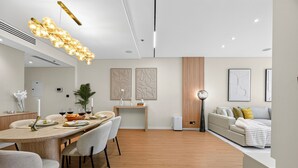 Luxury-Apartment, Meerblick | Speisen