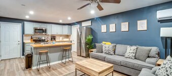 Great for Couples! Set of 2 Units in McComb