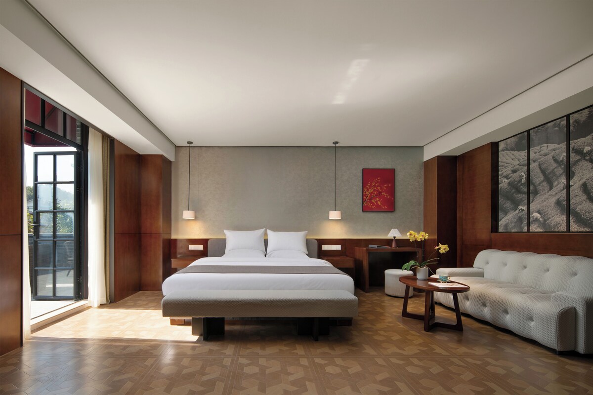 Elite Double Room | Free WiFi