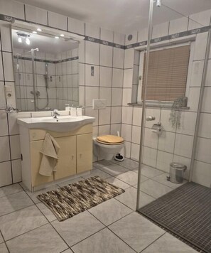Unclassified image, 5 of 32, button - Holiday home Schilz II (Plütscheid)