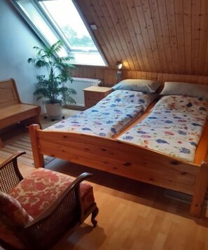 Room - Holiday apartment with 2 bedrooms (Frankenfeld)