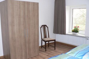 Room - Holiday apartment with 2 bedrooms (Kopendorf)