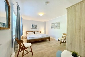 Unclassified image, 4 of 28, button - Holiday apartment with 1 bedroom (Sierksdorf)