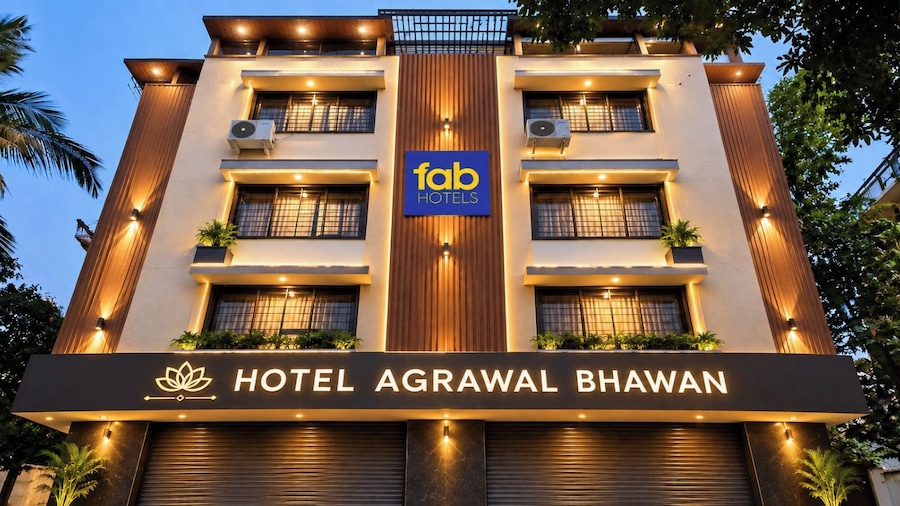 Fabhotel Agrawal Bhawan