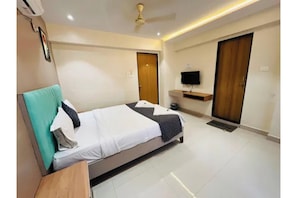 Unclassified image, 5 of 29, button - Fabhotel Prime Ajinkyatara (Pune)