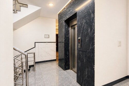 Fabhotel Rivaaz