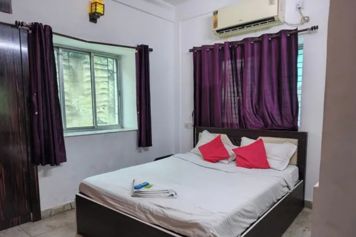 Phòng Deluxe | Bộ trải giường bằng vải cotton Ai Cập, bộ đồ giường cao cấp 