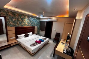 Executive Room - Fabhotel Amrit Inn (Indore)