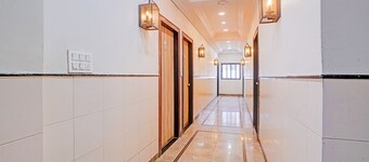 Fabhotel Chaya