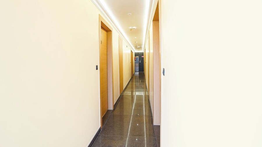 Fabhotel Shri Hari Villa