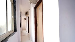 Lobby - Fabhotel Aaradhya Residency (New Delhi)