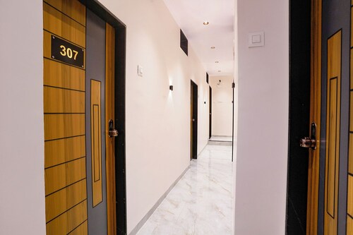FabHotel Ekta Inn