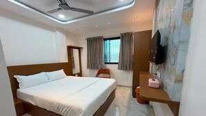 Room - Fabhotel Ekta Inn (Chhatrapati Sambhajinagar)