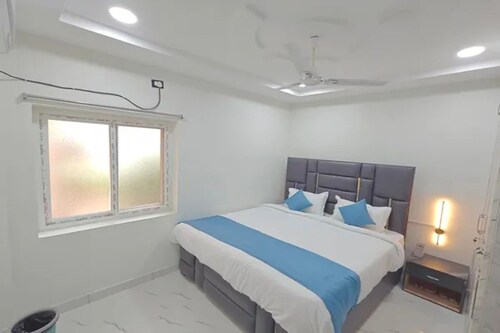 Fabhotel Waah Homestay Luxury Rooms