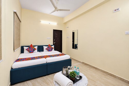 FabHotel Bnb Suites
