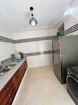 Private kitchen - Spacious & Modern • Air Conditioning, Elevator, Wi-Fi (Oriental)