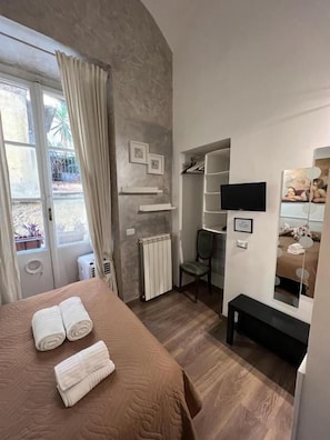 Classic Double Room - Marcelina vaticans rooms (Roma)
