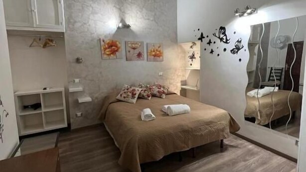 Classic Double Room - Marcelina vaticans rooms (Roma)