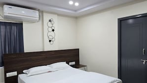 Unclassified image, 2 of 26, button - Sri Raj Residency  (Kolar)