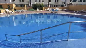 Unclassified image, 4 of 42, button - Holiday Apartment 'Casa Cactus Tenerife' with Pool, Teide Views, and Air Conditioning (Arona)