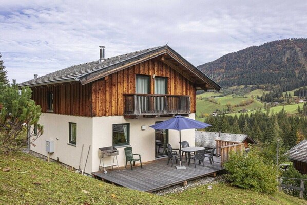 Unclassified image, 1 of 27, button - Cabin in Annaberg with swimming pool (Annaberg)