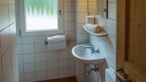 Bathroom - Cabin in Annaberg with swimming pool (Annaberg)