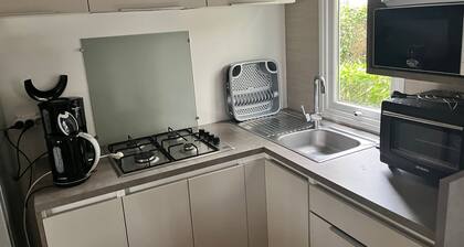 5-Star Mobile Home with Shared Pools, Terrace & Private Garden in Saint-Georges-d'Oléron