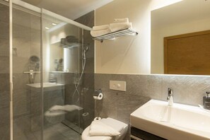 Bathroom - Family apartment for up to 6 people (Westendorf)