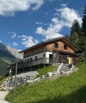 Unclassified image, 3 of 33, button - Cabin in Annaberg with swimming pool (Annaberg)