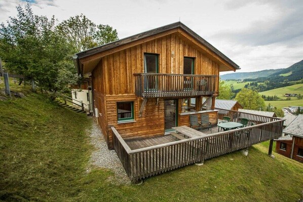 Unclassified image, 1 of 21, button - Cabin in Annaberg with swimming pool (Annaberg)