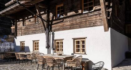 Raneburg historic estate with sauna