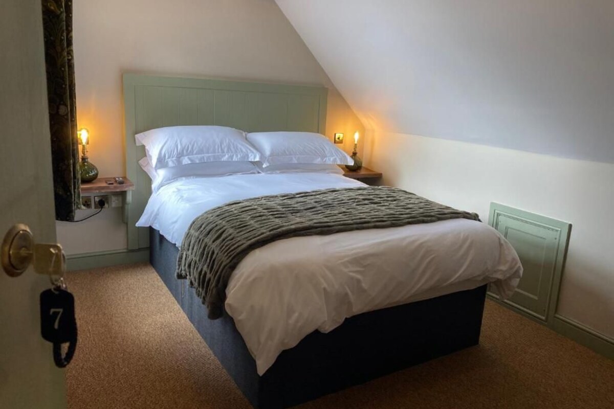 Classic Double Room, Hill View