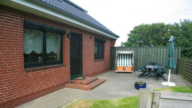 Terrace/patio - in the Mühlenwarft house (St. Peter - Ording)