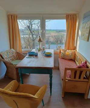 Dining - Holiday apartment with 1 bedroom (Fehmarn OT Petersdorf)