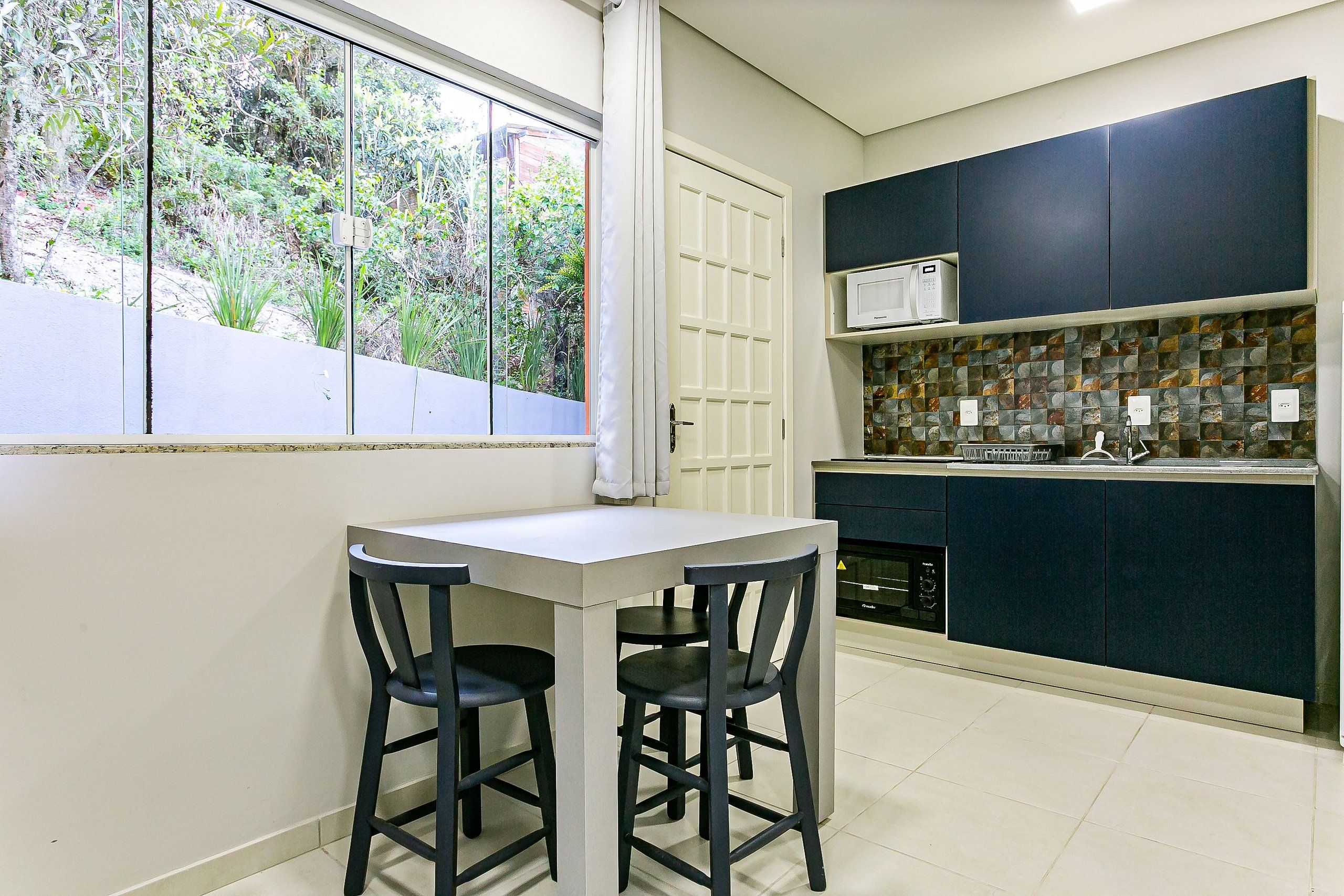 Basic Apartment | Private kitchen