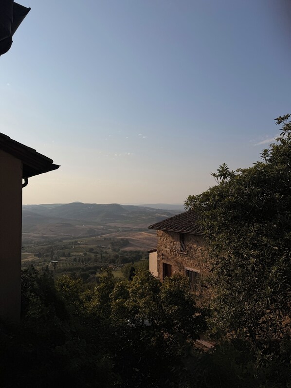 Unclassified image, 1 of 22, button - Vrbo Property (Montepulciano)