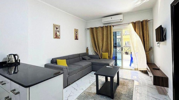 Living area - Vrbo Property (Red Sea Governorate)