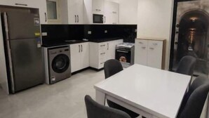 Dining - Hurghada Hub 2BR Pool View + Aqua Park Access (Red Sea Governorate)