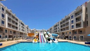 Pool - Hurghada Hub 2BR Pool View + Aqua Park Access (Red Sea Governorate)