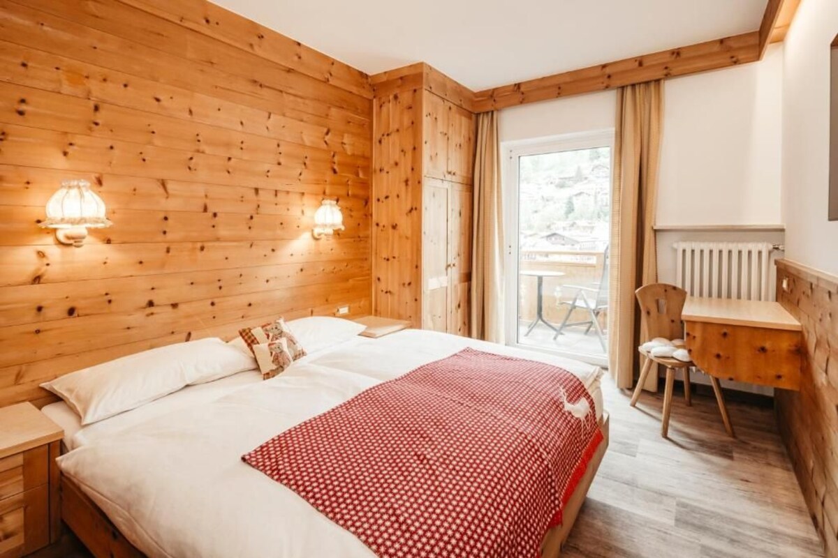 Comfort Double Room, Balcony, Mountain View