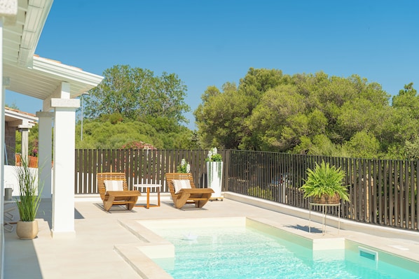 Unclassified image, 1 of 61, button - Vrbo Property (Sardegna)