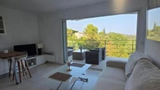 Living area - Vrbo Property (Saint-Paul-de-Vence)