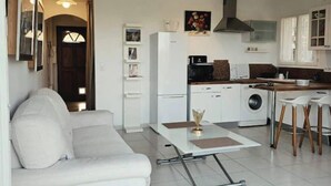 Living area - Vrbo Property (Saint-Paul-de-Vence)