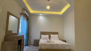 Room - Juliana Balcony Sea View 1BR ~ Pool & Aqua (Red Sea Governorate)