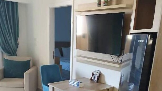 Interior - Juliana Balcony Sea View 1BR ~ Pool & Aqua (Red Sea Governorate)