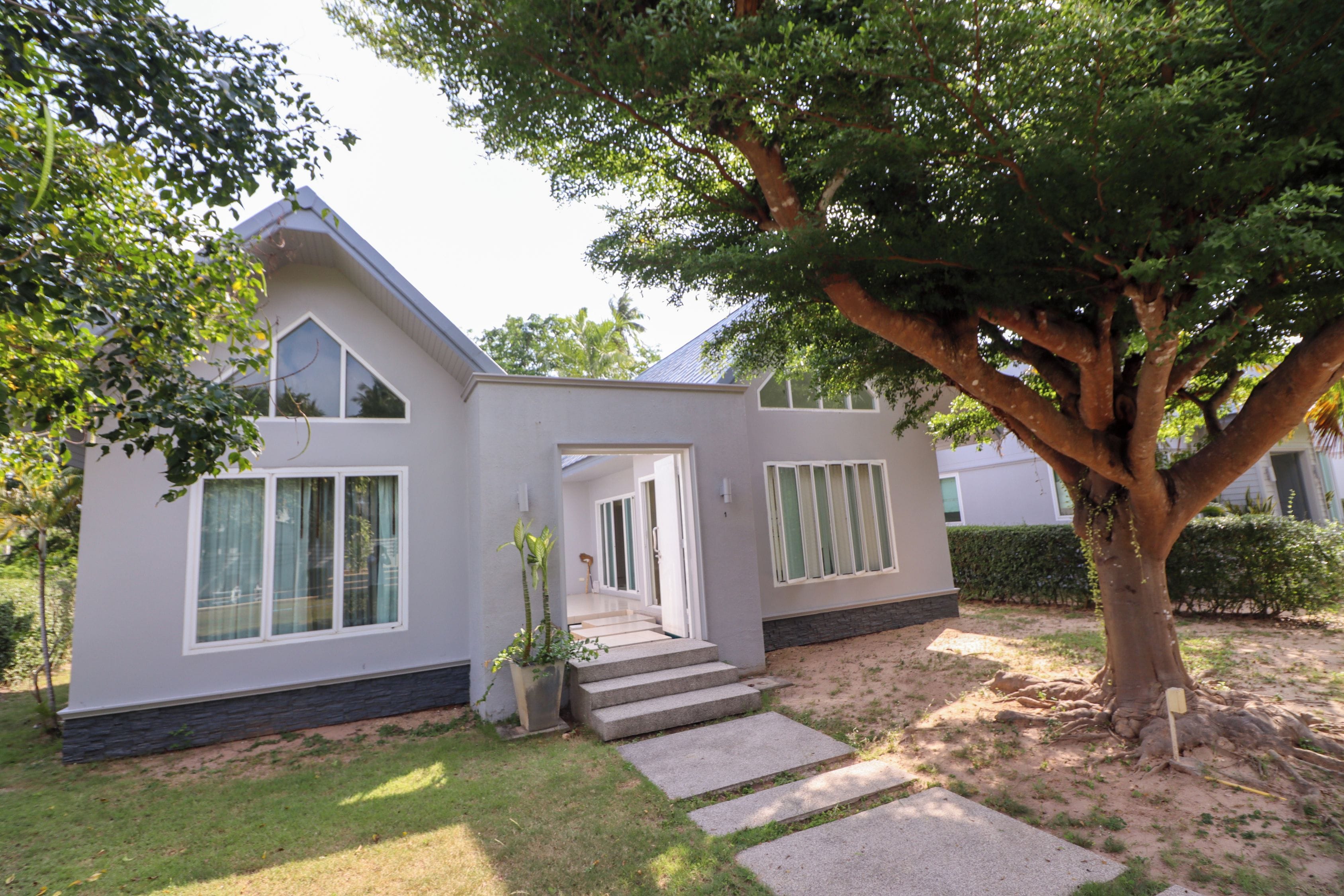 Villa | Exterior