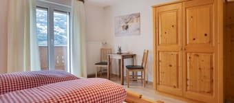 Quiet and charming apartments with beautiful views