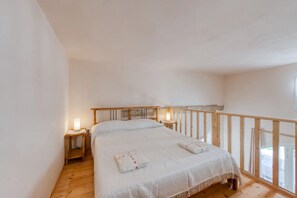 Unclassified image, 2 of 10, button - Vrbo Property (Merine)